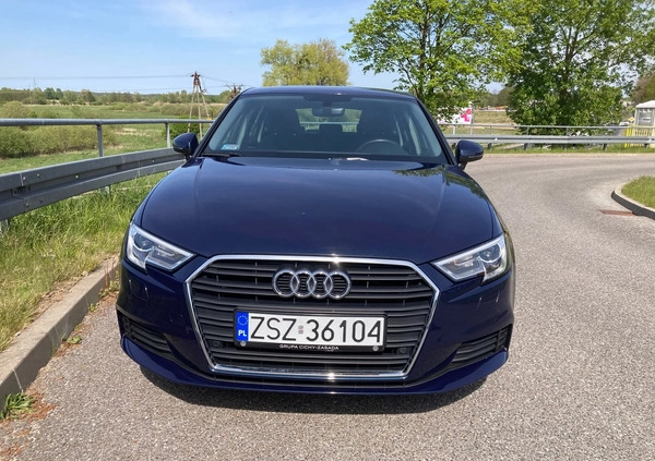 Audi A3 cena 68400 przebieg: 105500, rok produkcji 2017 z Szczecinek małe 67